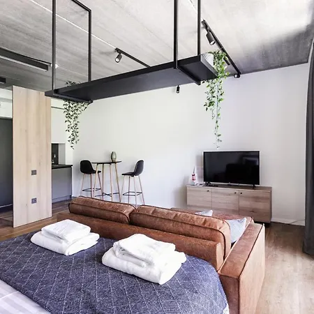 Ozas Park Spacious & Modern Vilnius