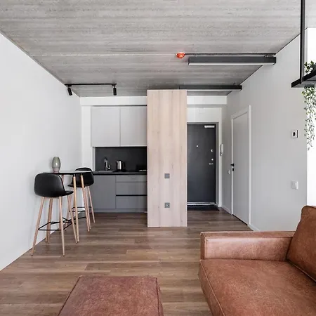 Ozas Park Spacious & Modern Apartmán