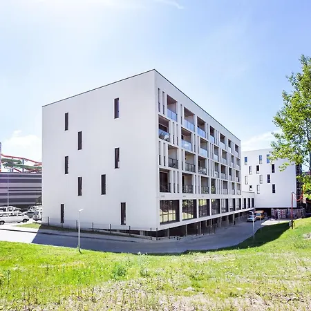 Ozas Park Spacious & Modern Apartment *