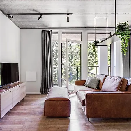 Ozas Park Spacious & Modern