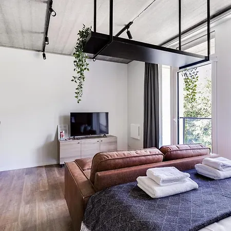 Ozas Park Spacious & Modern * Vilnius