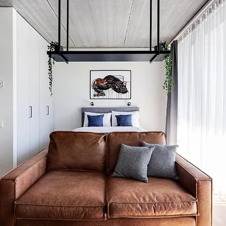 Ozas Park Spacious & Modern Vilnius